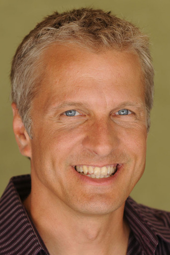 Next photo of Patrick Fabian