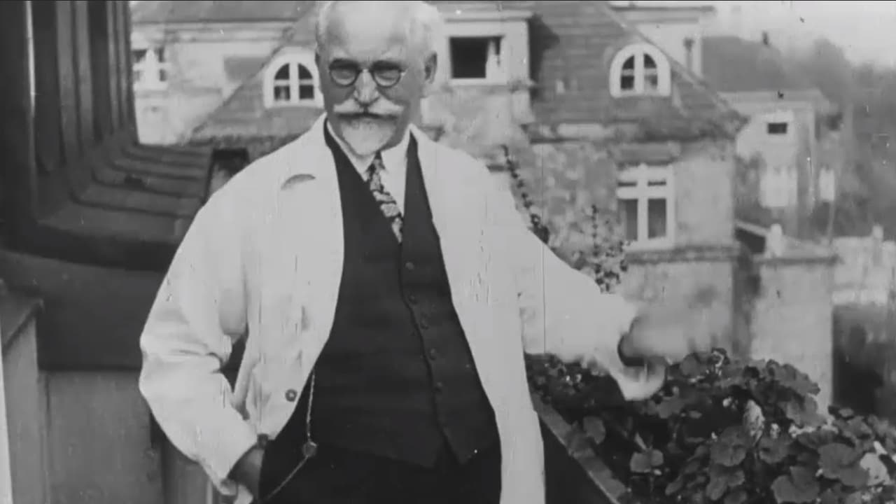 Alphonse Mucha — Pioneer of Art Nouveau