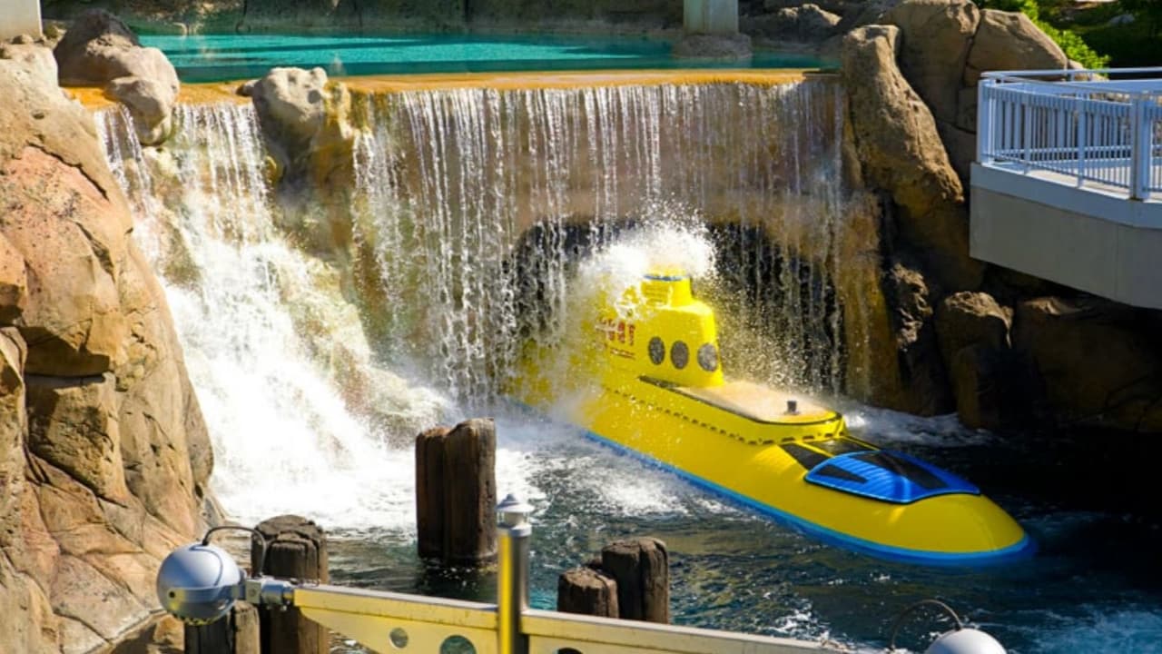 Finding Nemo: Submarine Voyage