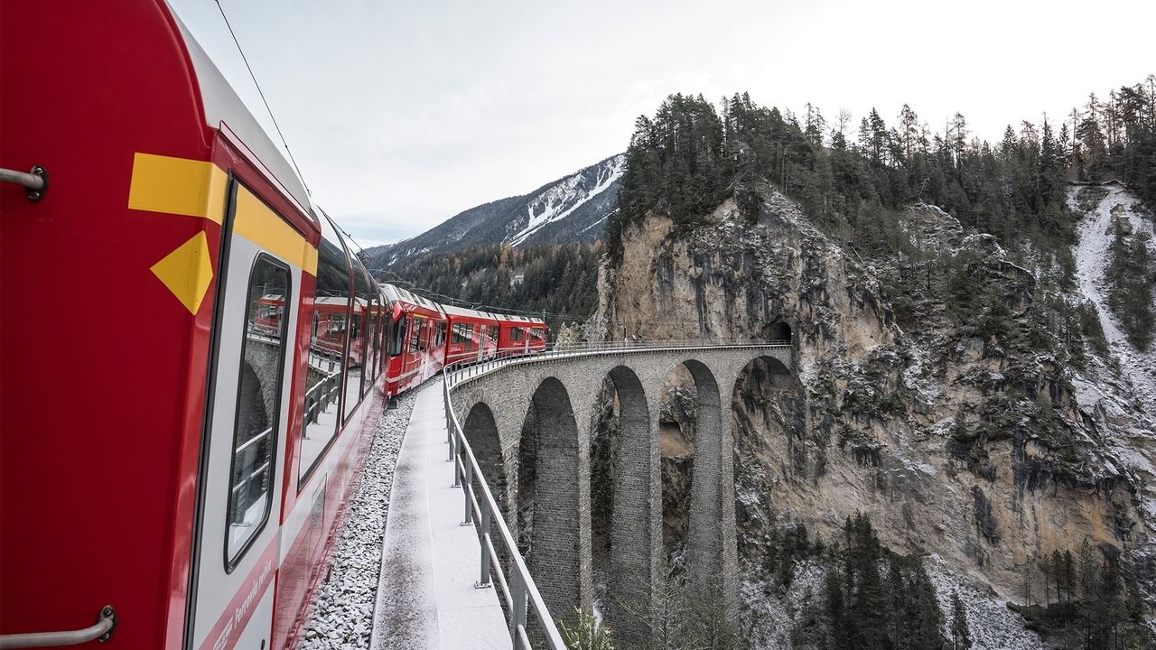 Alpine Train at Christmas