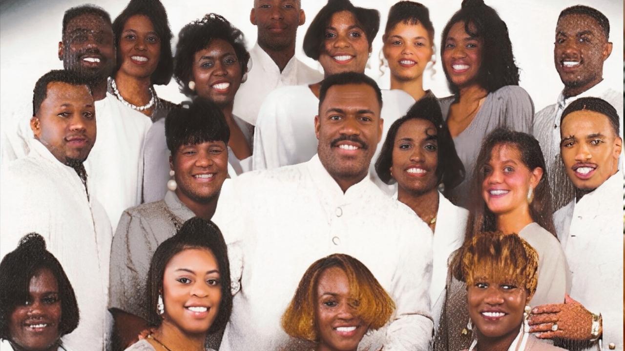 The New Life Community Choir Featuring John P. Kee: Show Up!