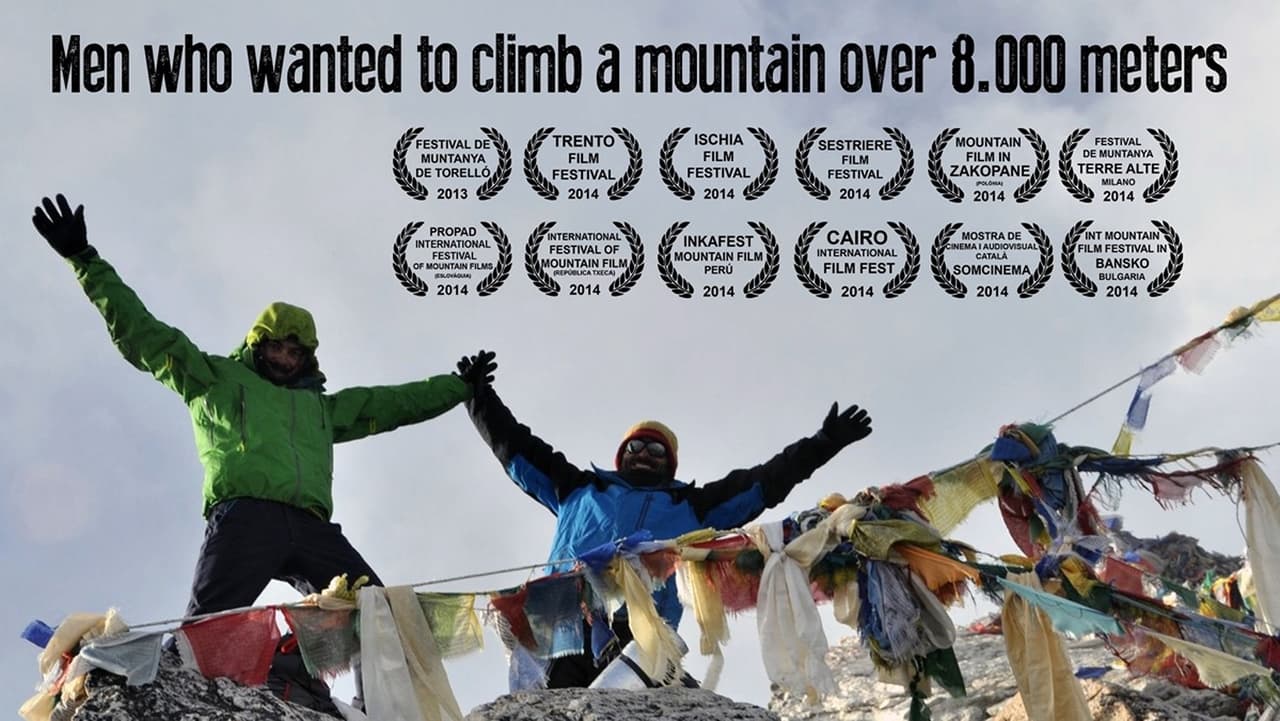 Men who wanted to climb a mountain over 8000 meters