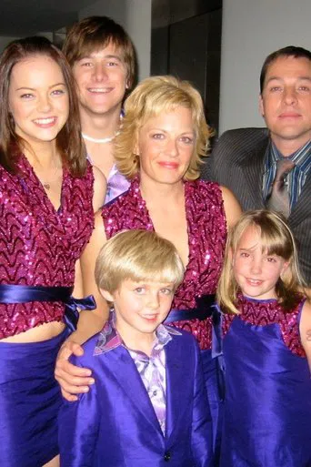 Watch The New Partridge Family