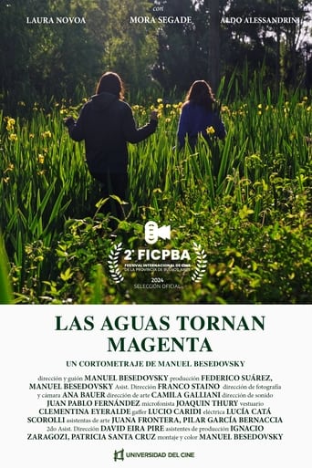 Las aguas tornan magenta