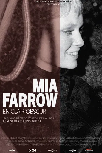Mia Farrow, en clair-obscur