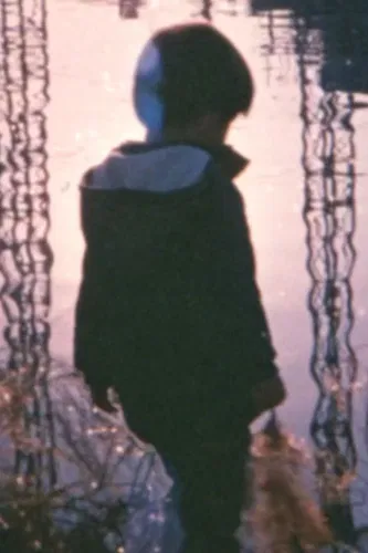 瞼を閉じて見えるもの