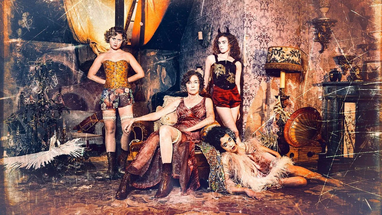 Dope Girls