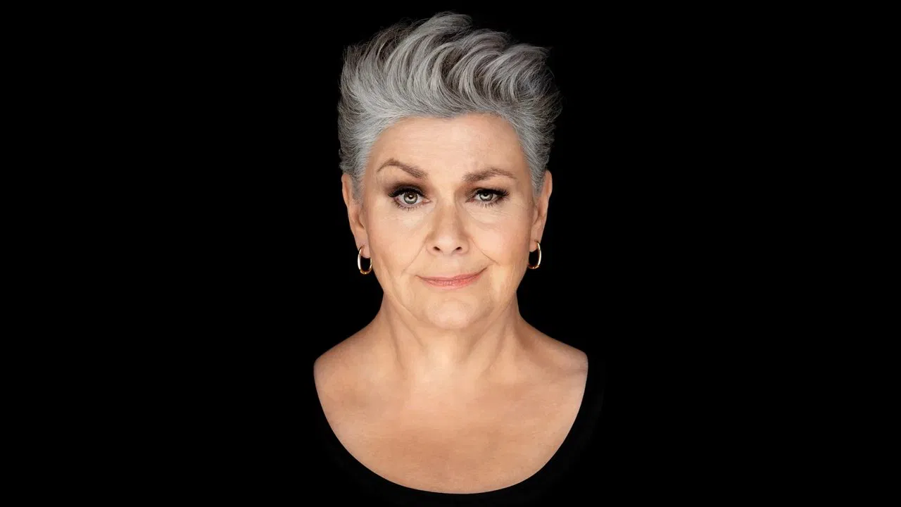 Dawn French Is a Huge Twat