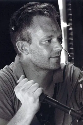 Jason Ewart